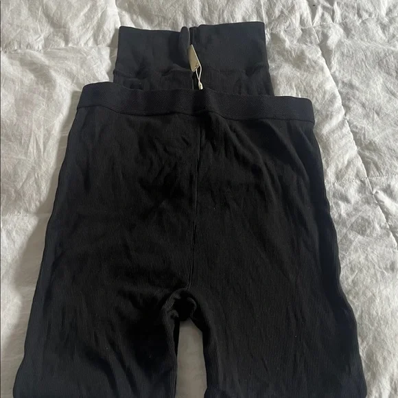 NWT Skims black lounge Pants - Picture 5 of 5